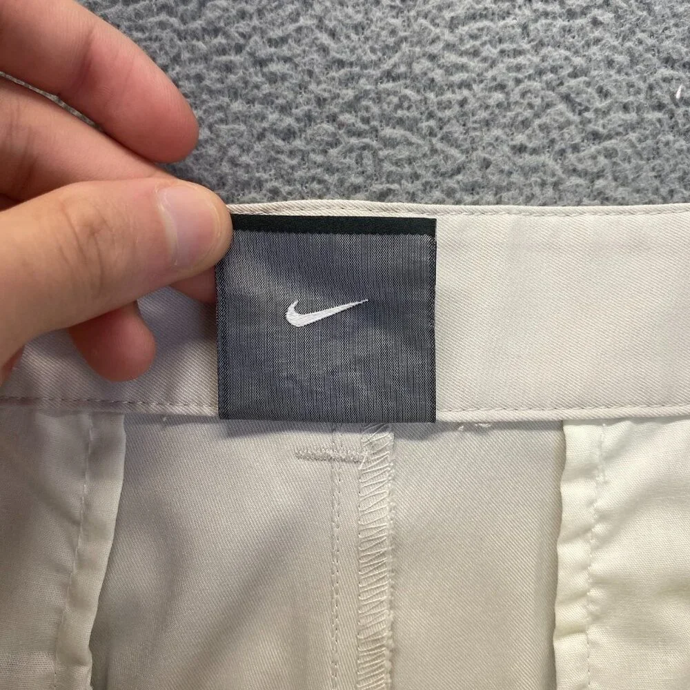 Nike Golf Tech Pants Mens 36x32 Ivory Dri Fit Straight Leg Preppy Classic